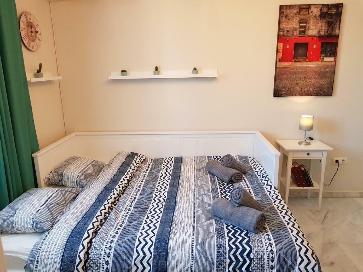 **** Genuar Apartments Malaga Center Eksteriør billede