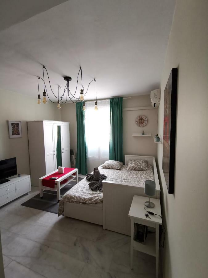 **** Genuar Apartments Malaga Center Eksteriør billede